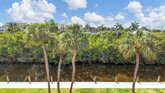 A Florida House Villa