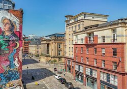 29 - 109-web-or-mls-Bell Street