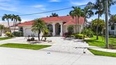 A Florida House Villa