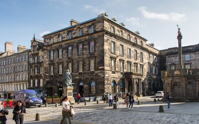 ParliamentSquare110-77