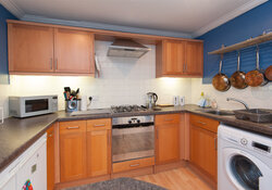 Hart Street Apartment-13