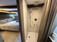 Grohe Shower and bedroom