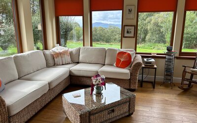 IMG_3413 - Sun room with view to the garden and mountains in the west