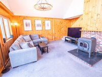 1016 Johnson Cir 2 4 web (21 of 41)