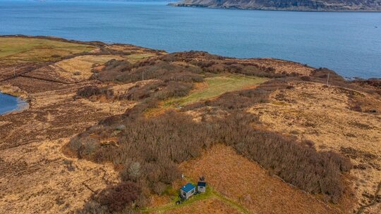 Greenleaves Hut drone picture