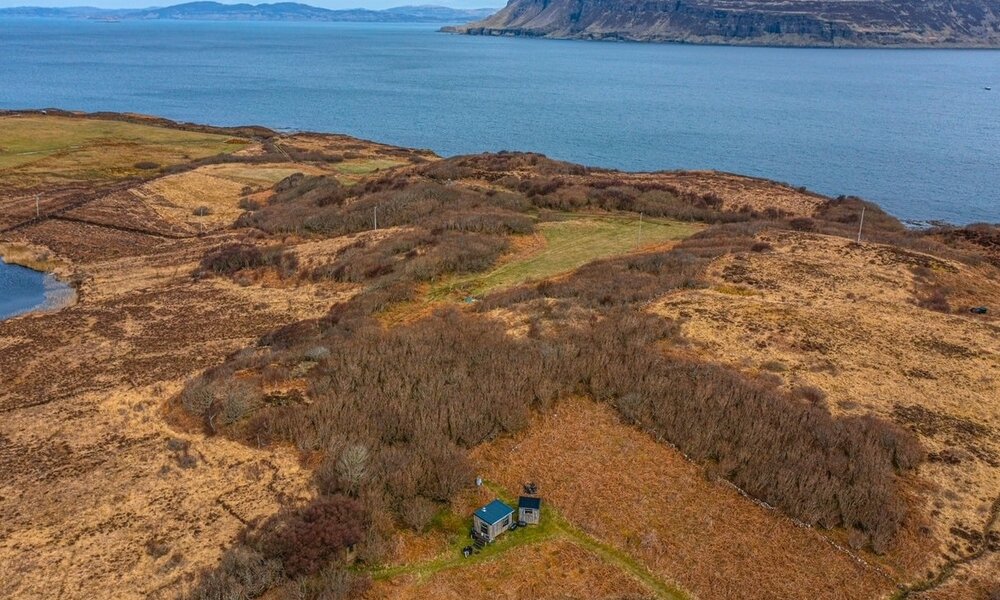 Greenleaves Hut drone picture