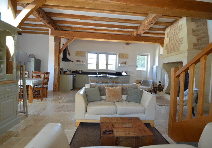 Self catering villa with kitchen ideal for family dinner, lunch and breakfast