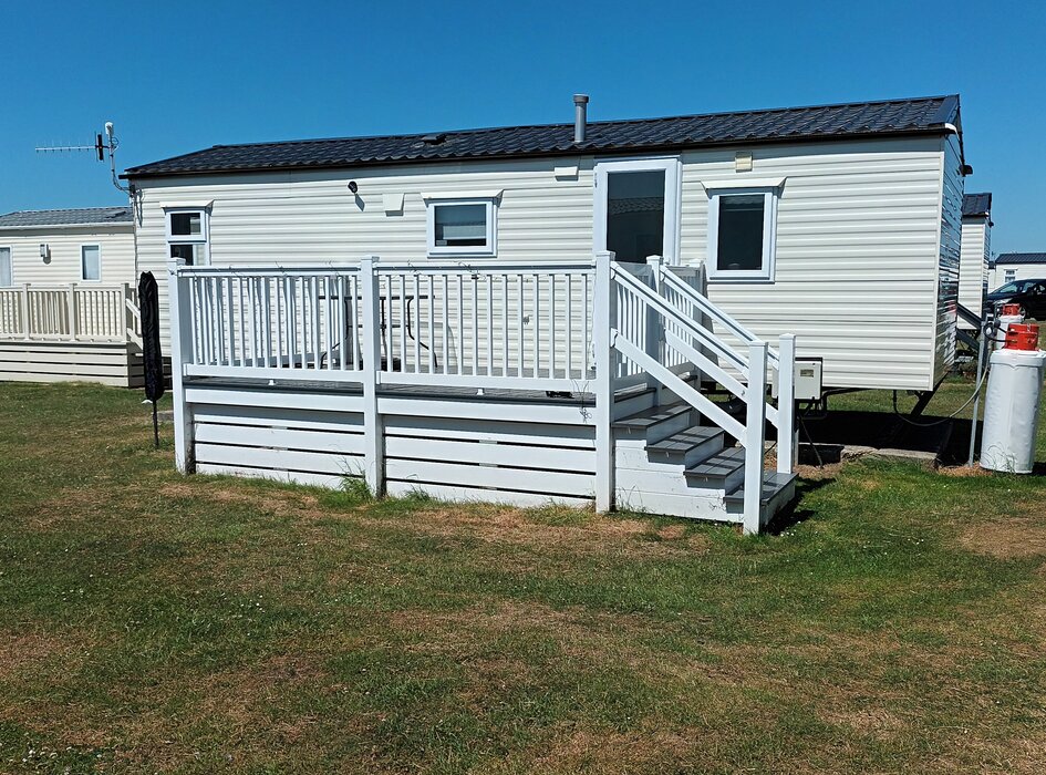 Outside View of Serena - Outside view of Serena