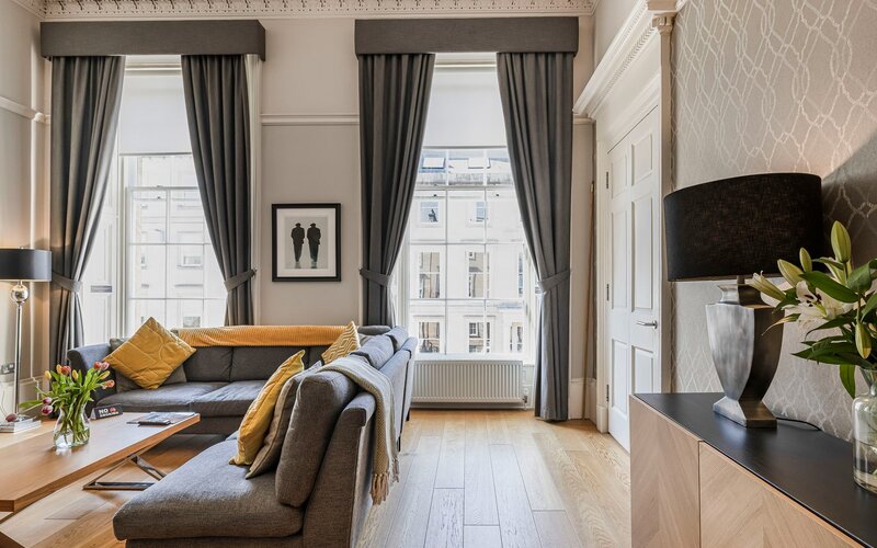 17-web-or-mls-242 West George Street MacKintosh Apartment_17