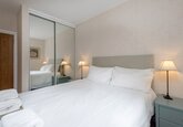 Bedroom in Vacation Rental in Edinburgh