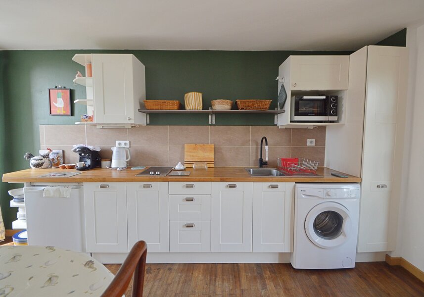 Holiday cottage near Hautefort with open plan kitchen