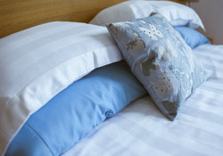 All bedding and towels included