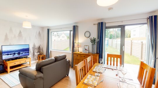 Alpine View - family friendly holiday home in Aviemore - living space - Alpine view makes a great base for your next Aviemore holiday.