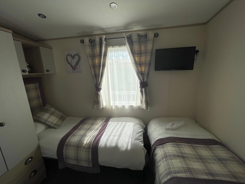 Second twin bedroom