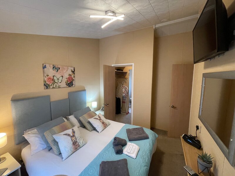 8D1D64A3-94A2-45F6-9CC9-5E621EEEC672