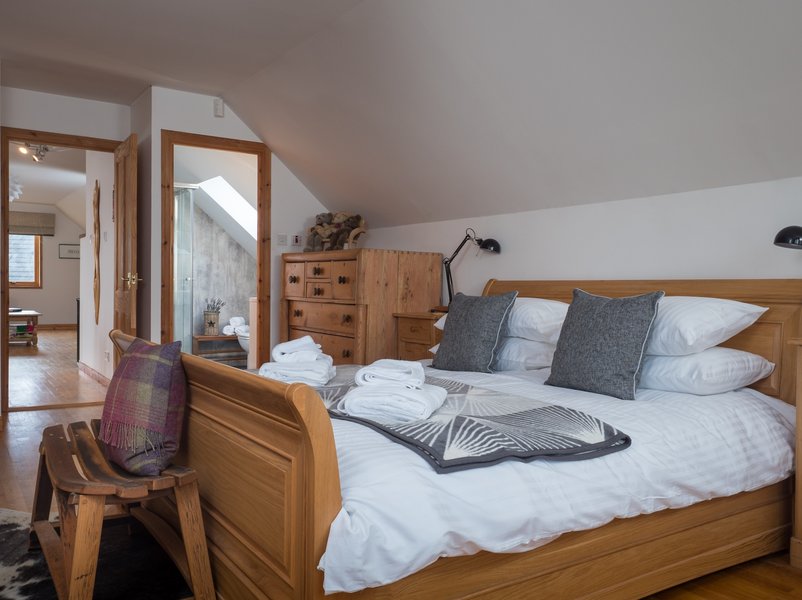 The Shambles - Luxury Lodge in Aviemore with hot tub and BBQ hut