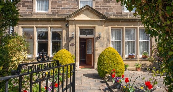 Pointgarry - Front entrance of stunning Victorian Villa in North Berwick.