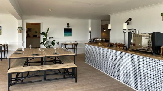 RESTAURANT (1)