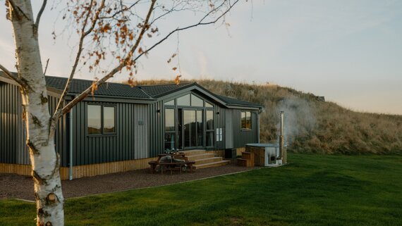 Townsend Exterior - The Townsend Lodge Welcomes You!