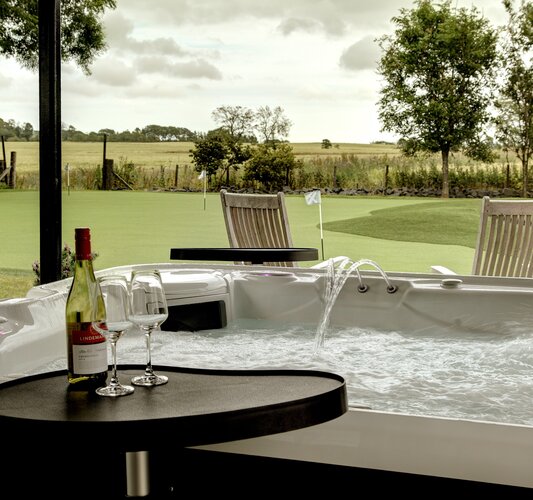 Private Hot Tub in a Vacation Rental - Luxurious private hot tub, perfect for relaxation with serene surroundings and ultimate comfort
