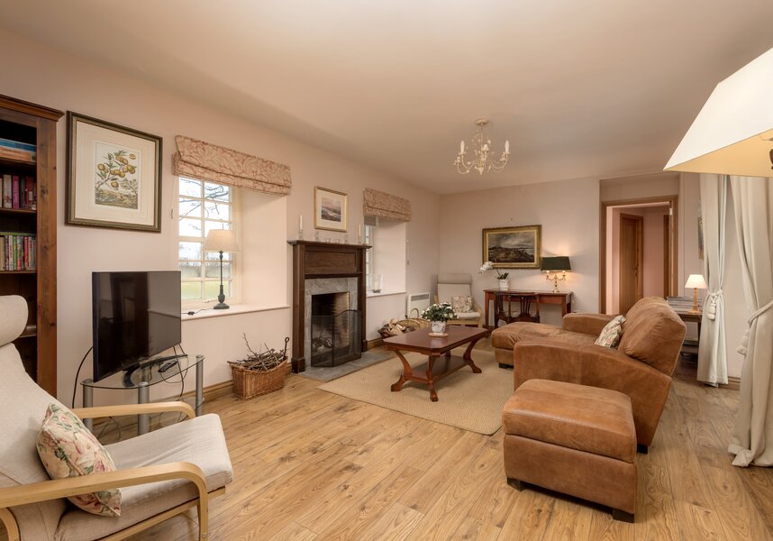 Grassicks_Cottage - Living room