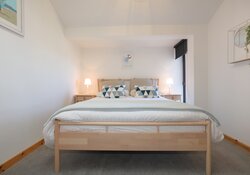 Belle Haven Chalet - master bedroom