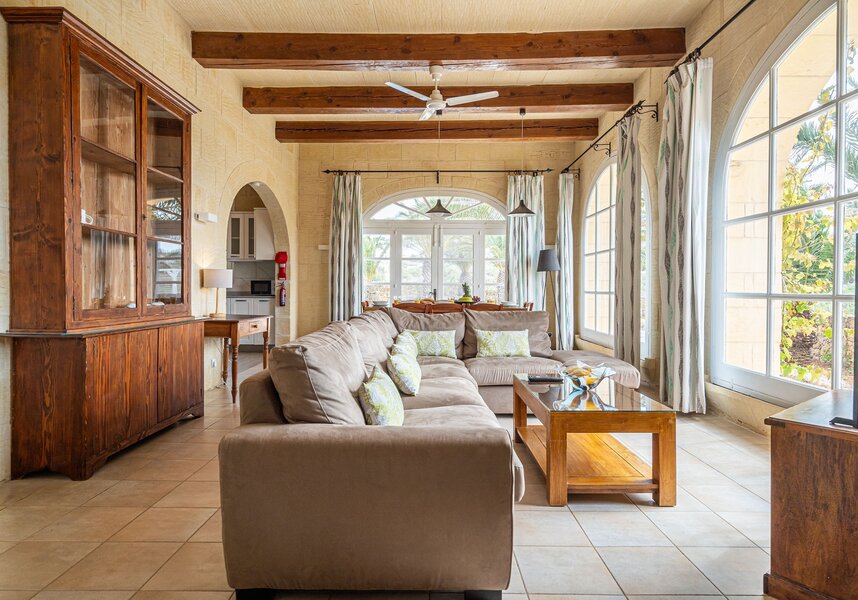 SinuraHolidayHome-28