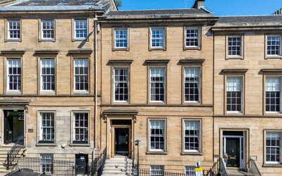 58-web-or-mls-242 West George Street MacKintosh Apartment_58