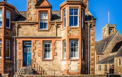 GILLIAN THE NEUK 23.04.26-3 - Charming Victorian holiday apartment exterior in the heart of North Berwick near shops, restaurants and beaches.