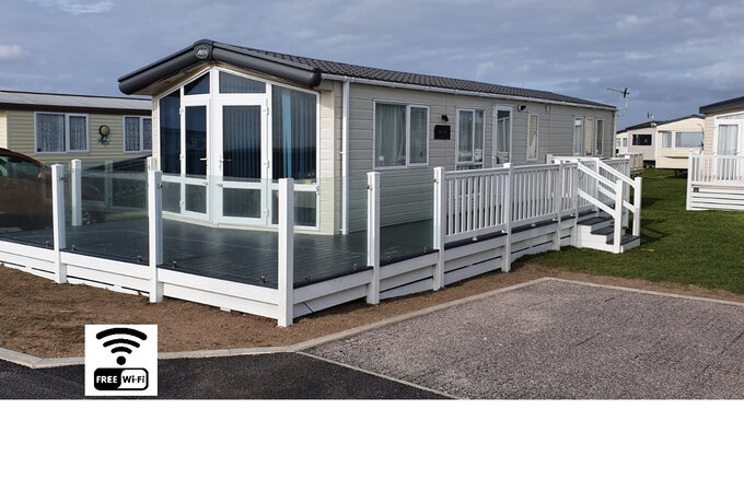 Outside of ABI Milano - Outside view of holiday home with veranda and private parking space to the right