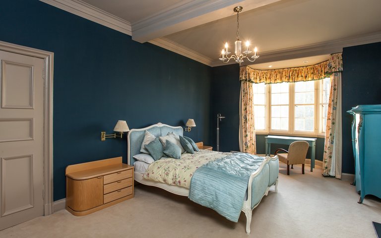 11169_RamsayGarden_24 - Luxurious, spacious master bedroom in Edinburgh holiday let 11169_RamsayGarden_24 - Luxurious, spacious master bedroom in Edinburgh holiday let