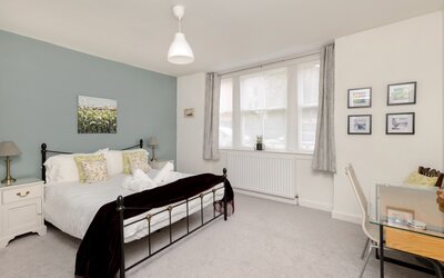 Masterbed pic 1  - Beautiful master bedroom with king size bed and dressing table and chair.