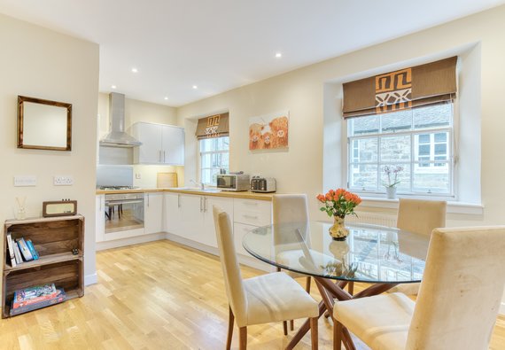 Gloucester Lane 1 - Modern and bright open plan dining / kitchen in New Town Edinburgh apartment.