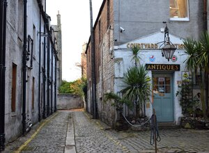 Courtyard Antiques