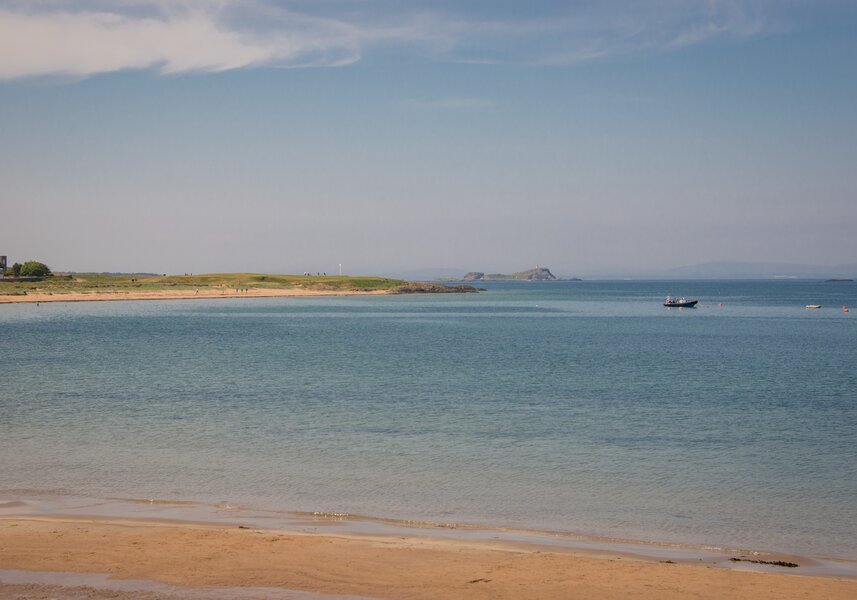Beach Cottage - local area