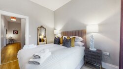 18 - 95-web-or-mls-96 Bath Street The Steamie_64