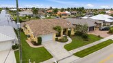 A Florida House Villa
