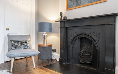 _interior-60 - Traditional feature fireplace in Edinburgh holiday home.