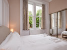 CoatesGardens-16 - Double bedroom with large mirrored wardrobe in Edinburgh holiday let