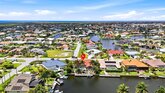 A Florida House Villa