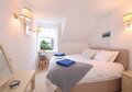 Primrose Cottage - en-suite master bedroom