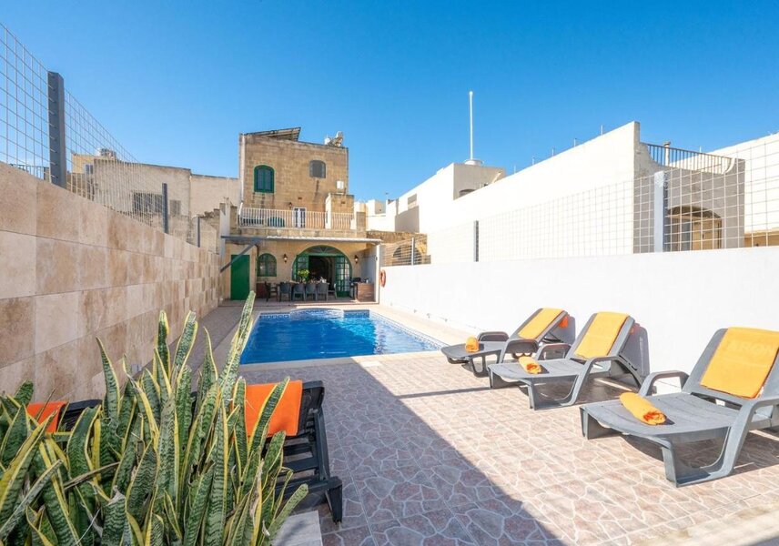 Long pool view