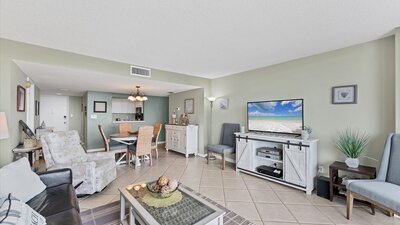 A Florida House Villa (© StreamLine VRS)