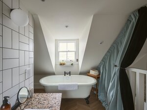 Bright Bathroom for Corporate Guests