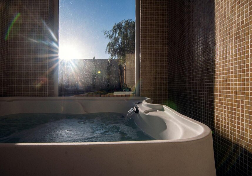 jacuzzi 2