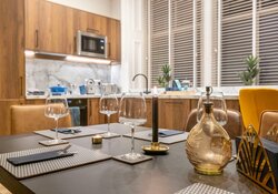 09 - 136-web-or-mls-92 Bath Street_77