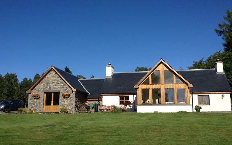 photo-2 - View of cottage from the  garden