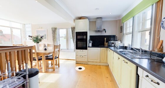 Screenshot (86) - Open plan kitchen and dining area in Gullane family holiday let