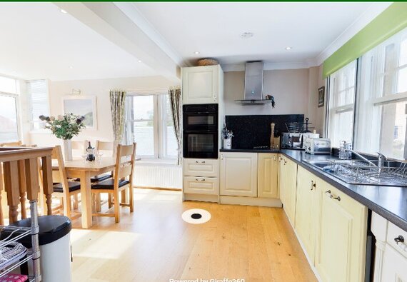 Screenshot (86) - Open plan kitchen and dining area in Gullane family holiday let