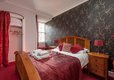 LadyStairsClose_2-15